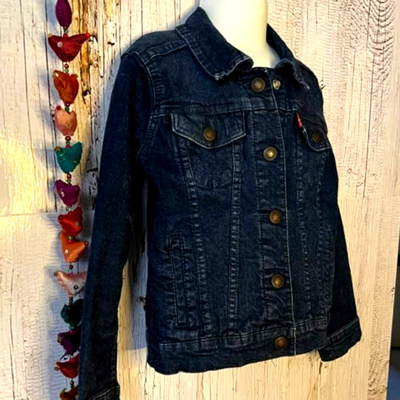 LEVI'S KIDS CLASSIC DENIM TRUCKERS JACKET SIZE 6 5-6 YEARS BOYS OR GIRLS - Picture 3 of 7